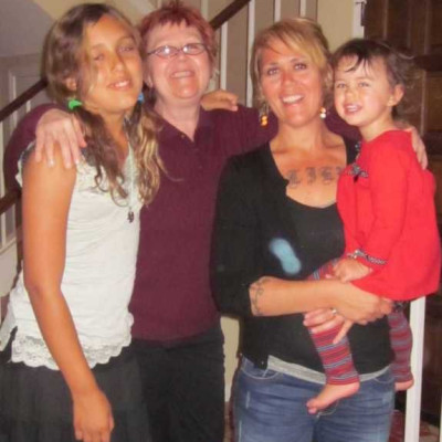 Carol Jane Wildman & her girls